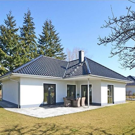 Ferienhaus Zirchow 4 Екстериор снимка